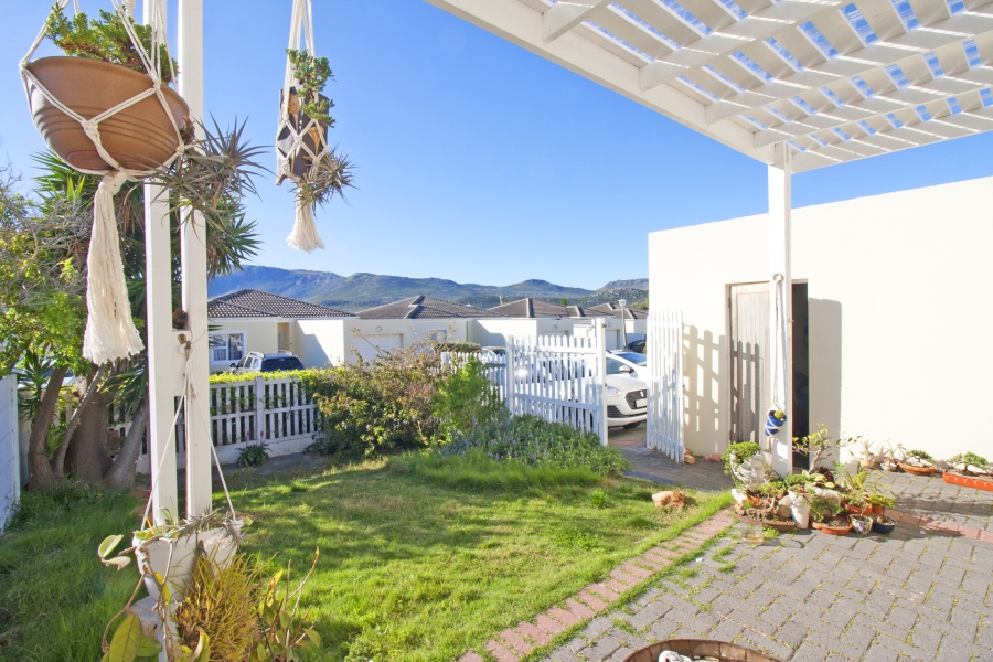 2 Bedroom Property for Sale in Capri Western Cape